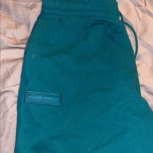 Men’s under Armour shorts